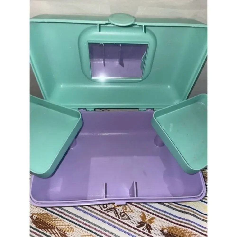 Caboodles vintage mini